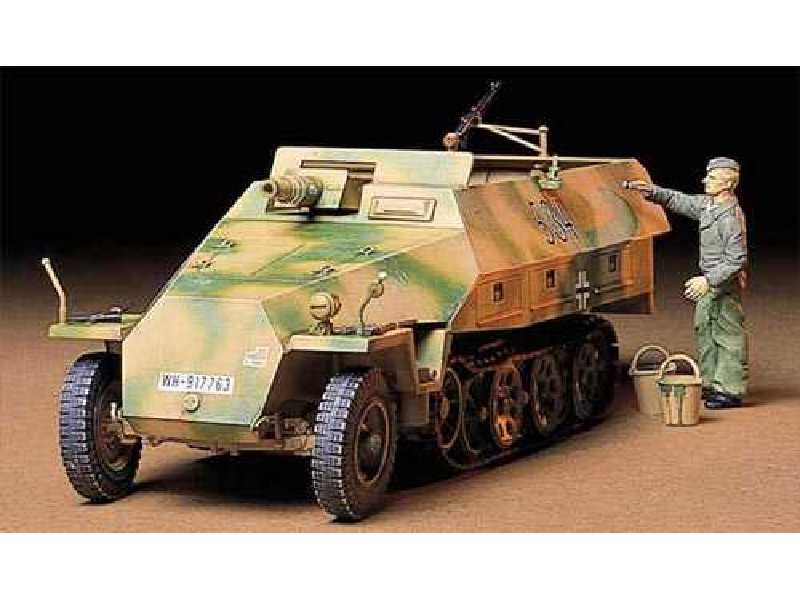 German Sd.Kfz. 251/9 Ausf. D - zdjęcie 1 German Sd.Kfz. 251/9 Ausf. D - zdjęcie 1