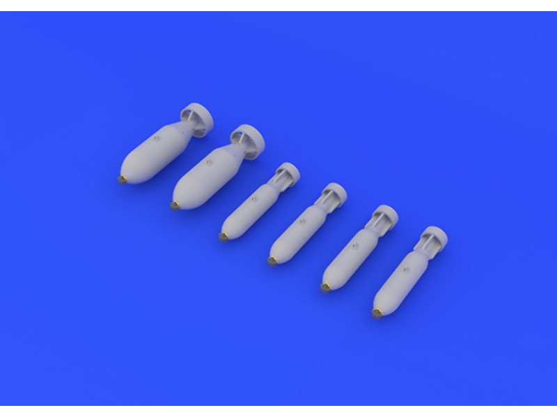 British WW2 bombs 1/72 - zdjęcie 1 British WW2 bombs 1/72 - zdjęcie 1