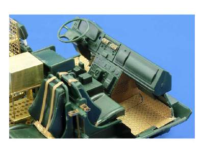 ATF Dingo 2 GE A PatSi interior 1/35 - Revell - zdjęcie 9