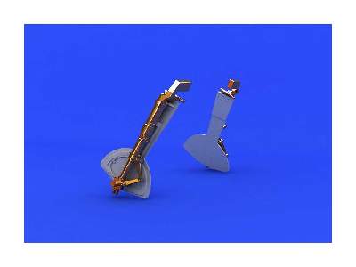 Bf 109G-6 undercarriage legs BRONZE 1/32 - Revell - zdjęcie 6