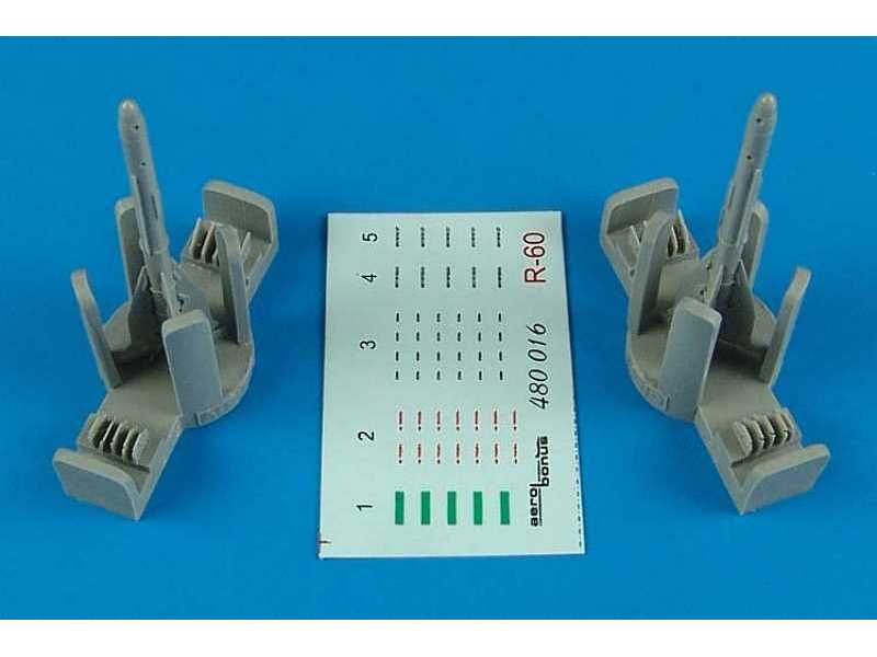 R-60 (AA-8 Aphid) air-to-air misiles  - zdjęcie 1