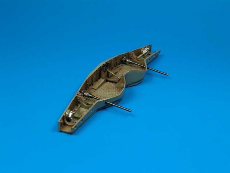 Fw 190A-8 wheel bay - Academy - zdjęcie 1 Fw 190A-8 wheel bay - Academy - zdjęcie 1