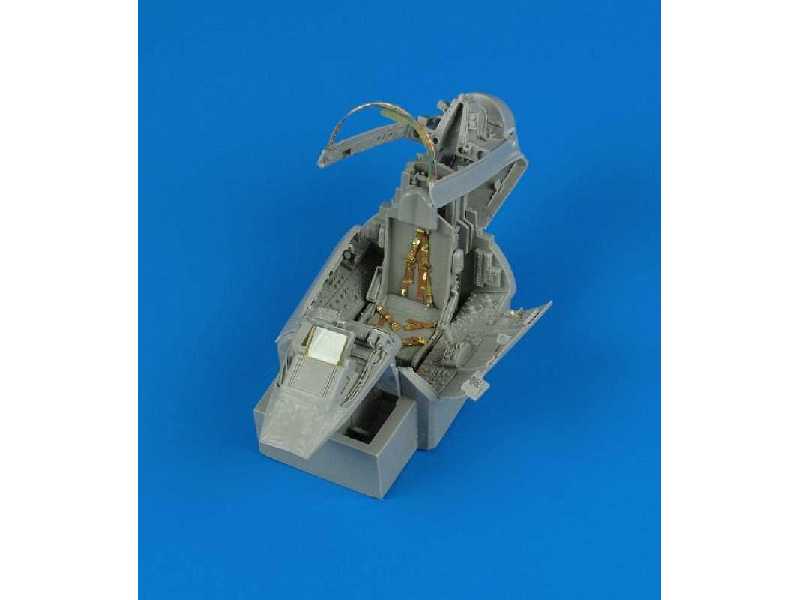 F-100D Super Sabre cockpit set - Trumpeter - zdjęcie 1 F-100D Super Sabre cockpit set - Trumpeter - zdjęcie 1