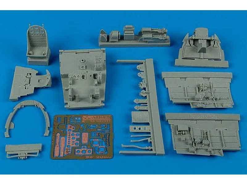 Nakajima Ki84 Hayate cockpit set - Hasegawa - zdjęcie 1