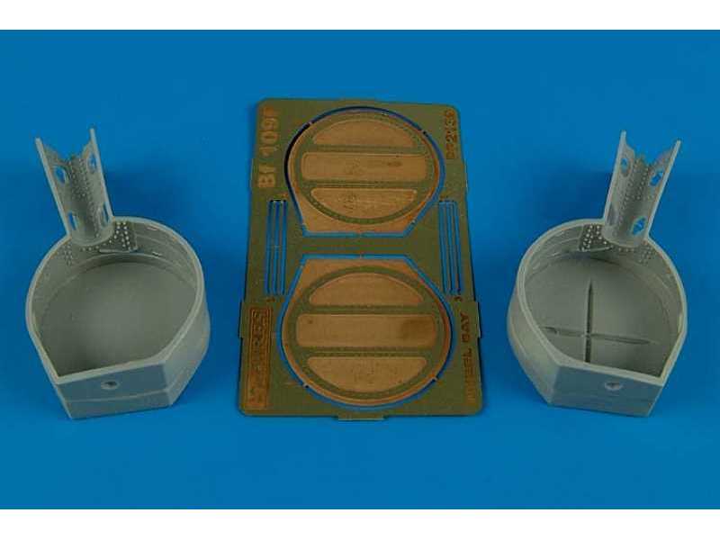 Bf 109F wheel bay - Hasegawa - zdjęcie 1 Bf 109F wheel bay - Hasegawa - zdjęcie 1