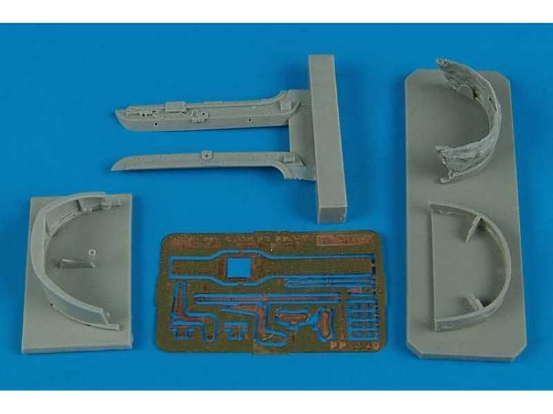 MiG-23 flogger canopy frame with blind - Trumpeter - zdjęcie 1 MiG-23 flogger canopy frame with blind - Trumpeter - zdjęcie 1
