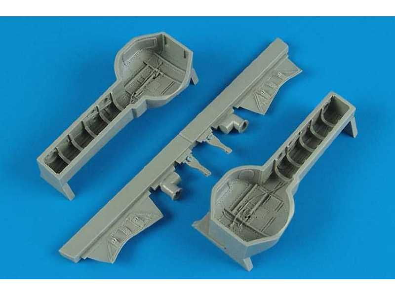 A6M5 Zero wheel bay - Tamiya - zdjęcie 1 A6M5 Zero wheel bay - Tamiya - zdjęcie 1