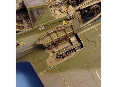 Focke-Wulf Fw 190 gun bay - Tamiya - zdjęcie 1