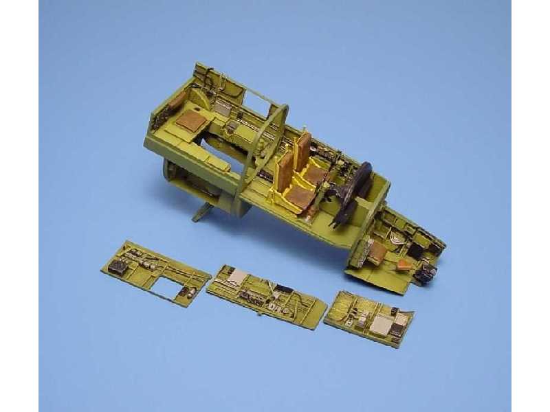 B-25B MITCHELL cockpit set - zdjęcie 1 B-25B MITCHELL cockpit set - zdjęcie 1