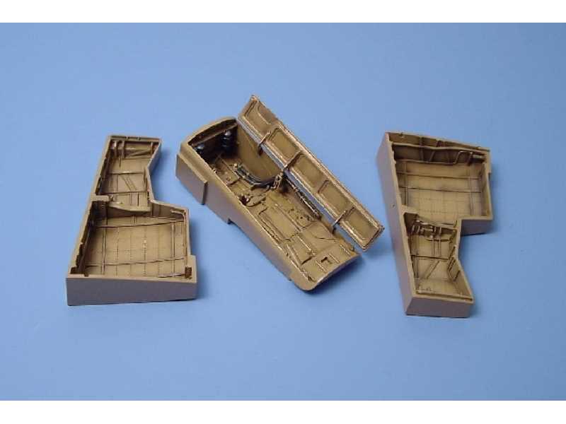 Dornier Do 335 PFEIL wheel bay - Tamiya - zdjęcie 1 Dornier Do 335 PFEIL wheel bay - Tamiya - zdjęcie 1