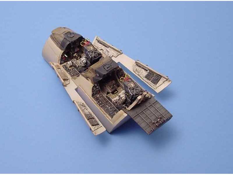 F-14B TOMCAT cockpit set - Hasegawa - zdjęcie 1 F-14B TOMCAT cockpit set - Hasegawa - zdjęcie 1