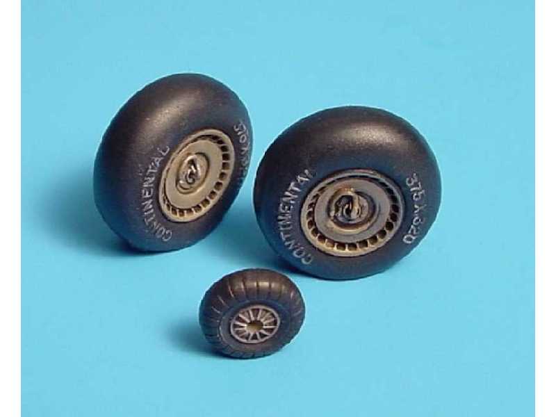 Bf 110G wheels + paint mask - Monogram - zdjęcie 1 Bf 110G wheels + paint mask - Monogram - zdjęcie 1