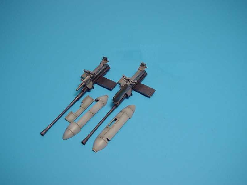 Ju 87G 2 x 3,7 cm Bordkanone pods - Hasegawa - zdjęcie 1