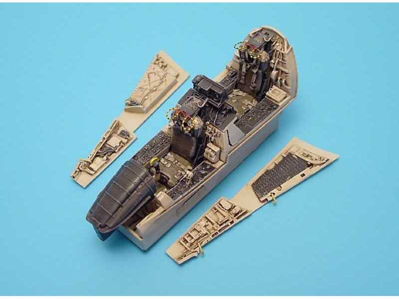 RF-4B Phantom II cockpit set - Hasegawa - zdjęcie 1 RF-4B Phantom II cockpit set - Hasegawa - zdjęcie 1