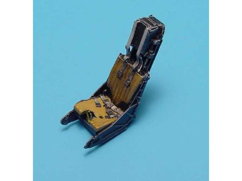 S-III-S ejection seat (AV-8B version) - zdjęcie 1 S-III-S ejection seat (AV-8B version) - zdjęcie 1