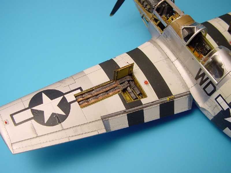 P-51B/C Mustang gun bay - Tamiya - zdjęcie 1 P-51B/C Mustang gun bay - Tamiya - zdjęcie 1