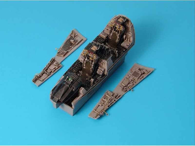 F-4D Phantom II cockpit set - Hasegawa - zdjęcie 1 F-4D Phantom II cockpit set - Hasegawa - zdjęcie 1