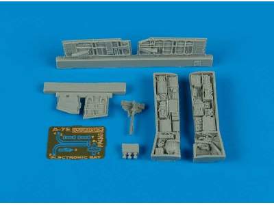 A-7E Corsair II electronic bay - Hasegawa - zdjęcie 1