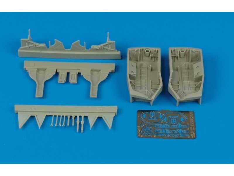 F6F-3/5 Hellcat wheel bay - Eduard - zdjęcie 1 F6F-3/5 Hellcat wheel bay - Eduard - zdjęcie 1