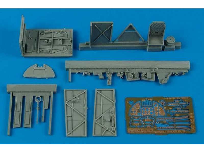 Hawker Typhoon Mk.IB car door cockpit set - Hasegawa - zdjęcie 1 Hawker Typhoon Mk.IB car door cockpit set - Hasegawa - zdjęcie 1