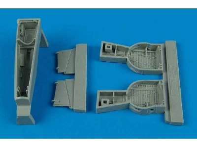 P-39 Airacobra wheel bays - Hasegawa - zdjęcie 1