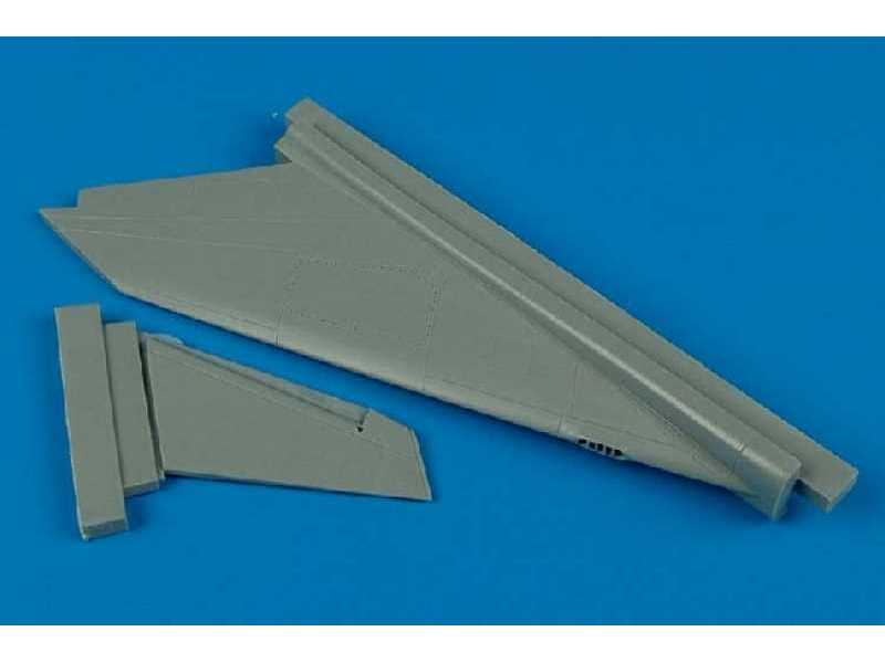 J35 Draken vertical fin - Hasegawa - zdjęcie 1 J35 Draken vertical fin - Hasegawa - zdjęcie 1