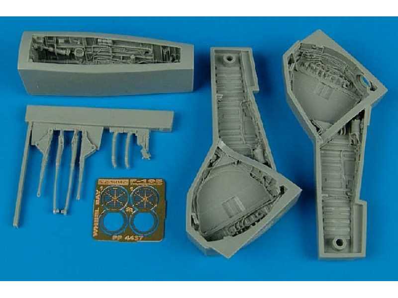 F-105 Thunderchief wheel bay - Monogram - zdjęcie 1 F-105 Thunderchief wheel bay - Monogram - zdjęcie 1