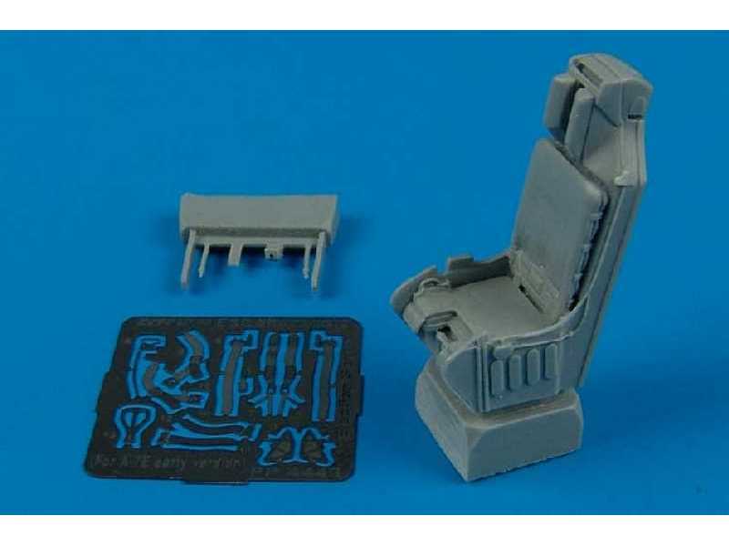 ESCAPAC 1G-2 (A-7E Early) ejection seat  - zdjęcie 1