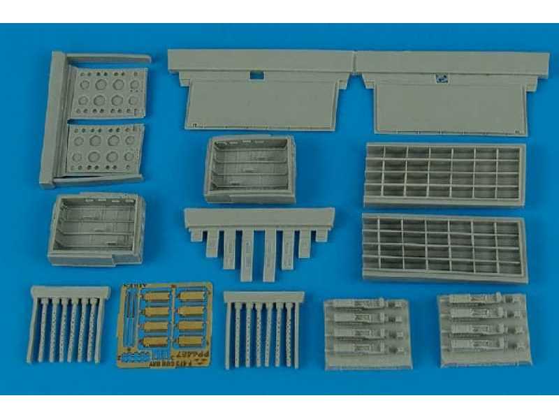 P-47 Thunderbolt gun bay - Tamiya - zdjęcie 1 P-47 Thunderbolt gun bay - Tamiya - zdjęcie 1