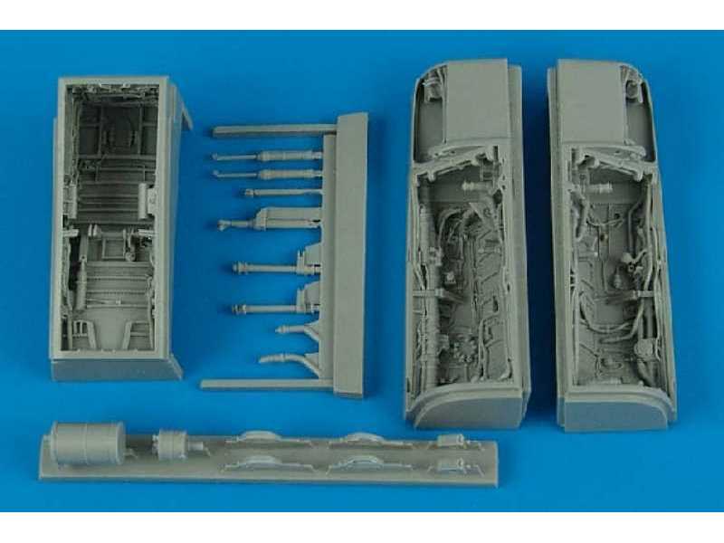 A-7 Corsair II wheel bay - Hobby boss - zdjęcie 1