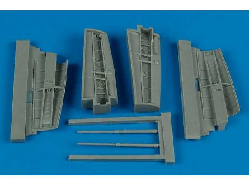 Panavia Tornado speed brakes - Hobby boss - zdjęcie 1 Panavia Tornado speed brakes - Hobby boss - zdjęcie 1