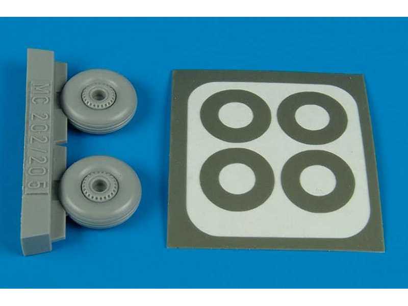 Macchi MC 202/205 wheel & paint masks - zdjęcie 1 Macchi MC 202/205 wheel & paint masks - zdjęcie 1