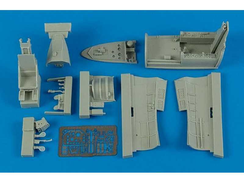 F3H-2 Demon cockpit set - Hobby boss - zdjęcie 1 F3H-2 Demon cockpit set - Hobby boss - zdjęcie 1