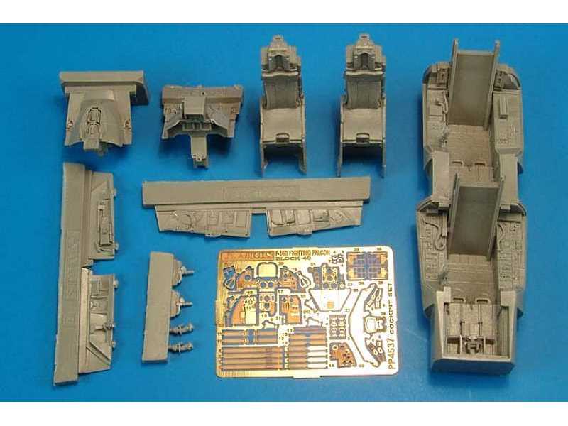 F-16D Block 40 cockpit set - Kinetic - zdjęcie 1 F-16D Block 40 cockpit set - Kinetic - zdjęcie 1