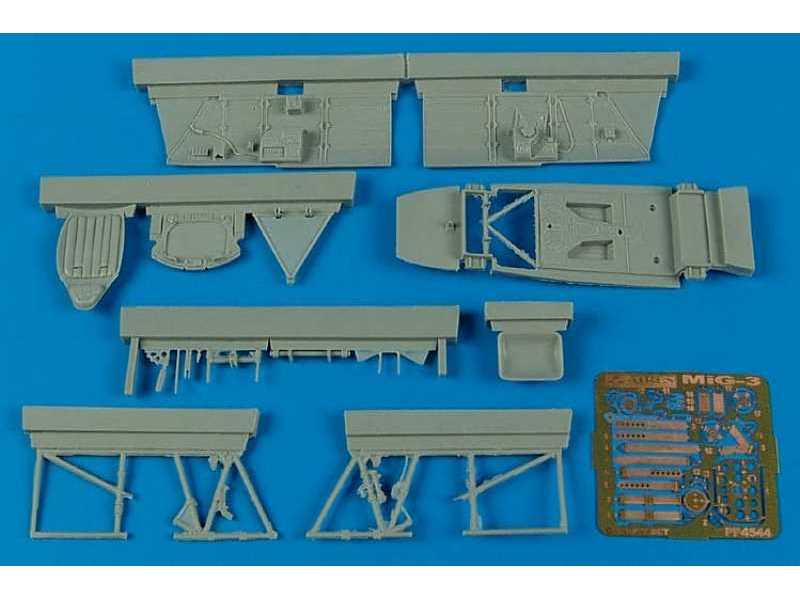MiG-3 cockpit set - Trumpeter - zdjęcie 1 MiG-3 cockpit set - Trumpeter - zdjęcie 1