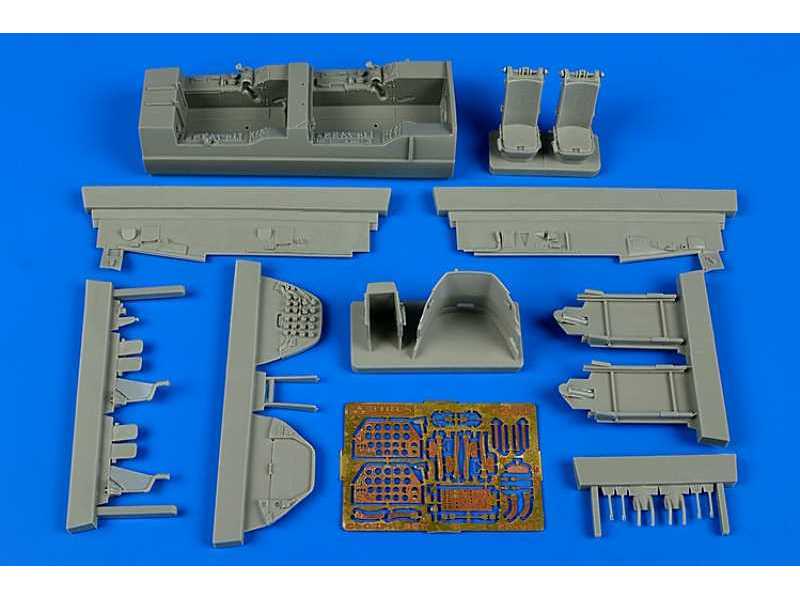 T-28D Trojan cockpit set - Roden - zdjęcie 1