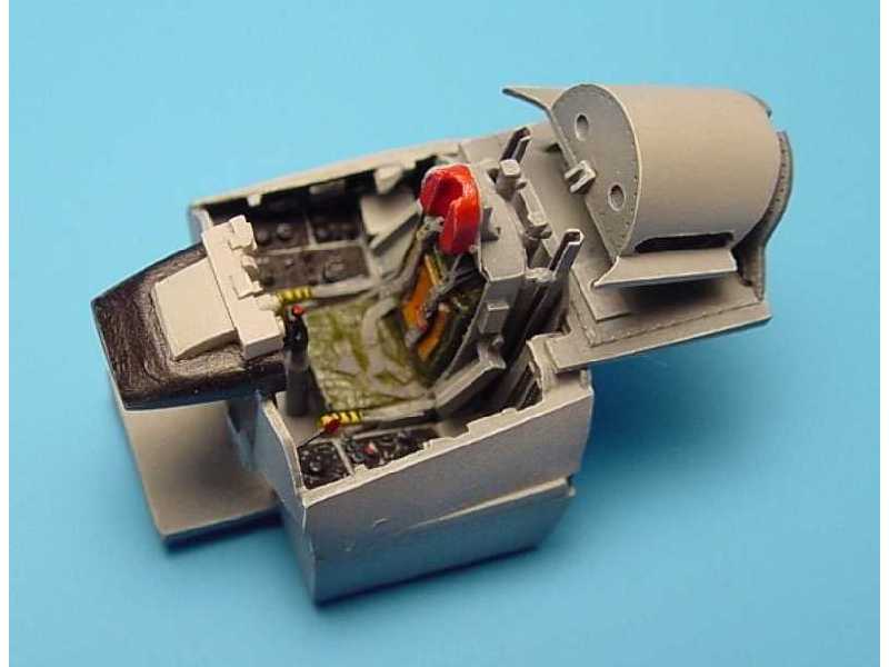 F-100D SUPER SABRE cockpit set - Italeri - zdjęcie 1 F-100D SUPER SABRE cockpit set - Italeri - zdjęcie 1