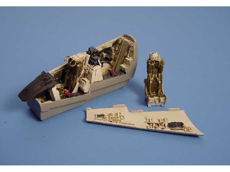 McDD F-4F PHANTOM II cockpit set - Revell - zdjęcie 1 McDD F-4F PHANTOM II cockpit set - Revell - zdjęcie 1