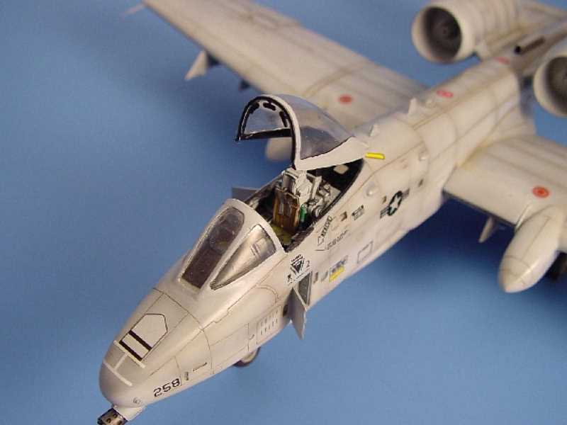 A-10A THUNDERBOLT II detail set - Italeri - zdjęcie 1 A-10A THUNDERBOLT II detail set - Italeri - zdjęcie 1