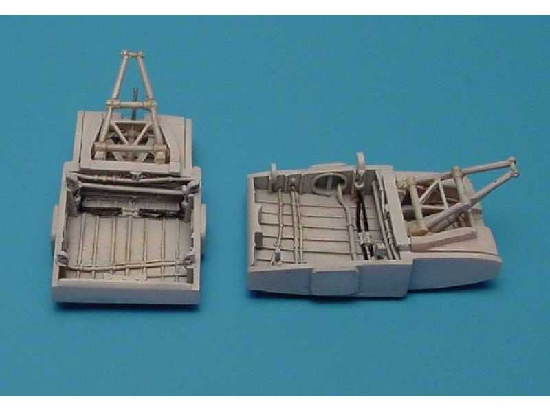 A-1H SKYRAIDER wheel bay - Hasegawa - zdjęcie 1 A-1H SKYRAIDER wheel bay - Hasegawa - zdjęcie 1