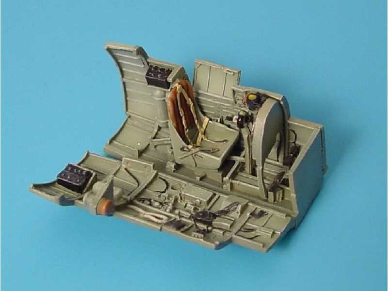 Supermarine SPITFIRE Mk. V cockpit set - Tamiya - zdjęcie 1 Supermarine SPITFIRE Mk. V cockpit set - Tamiya - zdjęcie 1