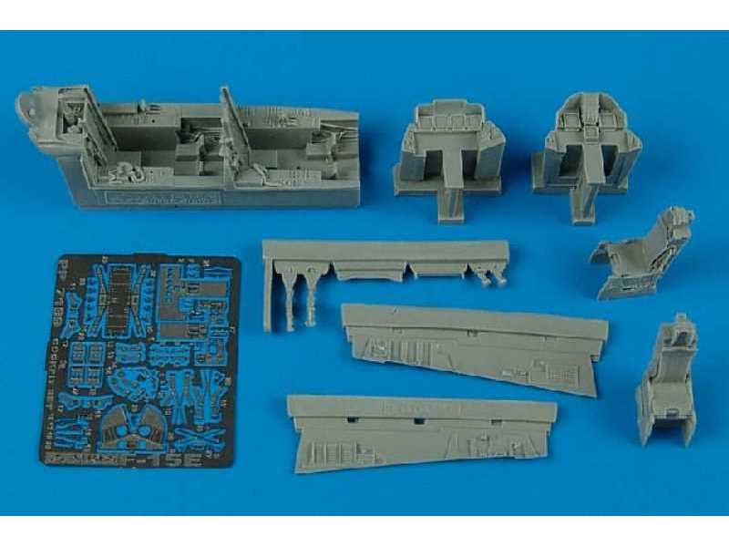 F-15E Strike Eagle cockpit set - Academy - zdjęcie 1