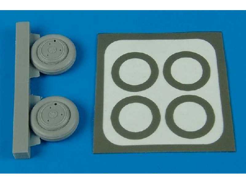 Su-15 Flagon wheels & paint masks - Trumpeter - zdjęcie 1 Su-15 Flagon wheels & paint masks - Trumpeter - zdjęcie 1
