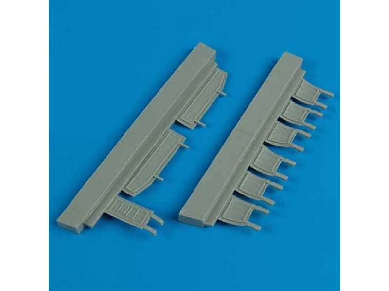 Fw Ta 154A-1/R1 undercarriage covers - Hasegawa - zdjęcie 1 Fw Ta 154A-1/R1 undercarriage covers - Hasegawa - zdjęcie 1