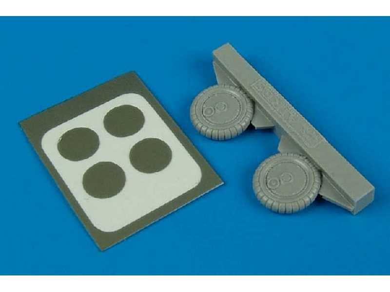Bf 109G-6 wheel & paint masks - zdjęcie 1 Bf 109G-6 wheel & paint masks - zdjęcie 1