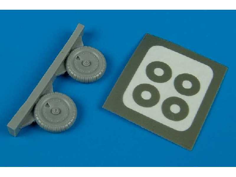 Fw 190A-5/A-9 wheels & paint masks - zdjęcie 1 Fw 190A-5/A-9 wheels & paint masks - zdjęcie 1