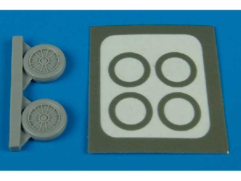 A-4 Skyhawk wheels & paint masks - zdjęcie 1 A-4 Skyhawk wheels & paint masks - zdjęcie 1