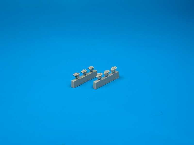 American gunsight K-14 (6pcs) - zdjęcie 1 American gunsight K-14 (6pcs) - zdjęcie 1