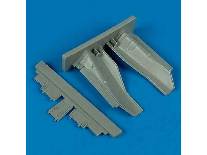 Tornado undercarriage covers - Hobby boss - zdjęcie 1