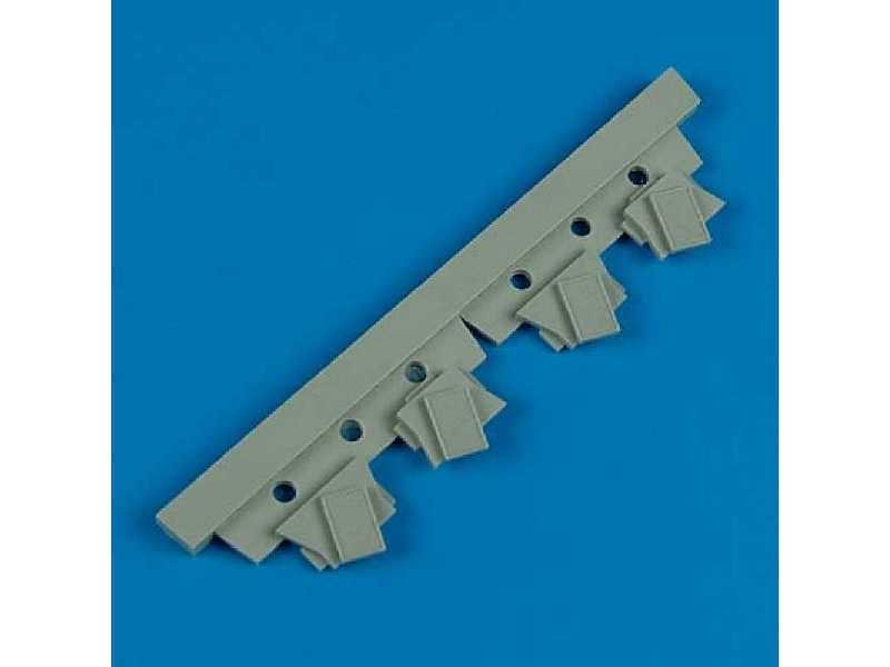 B-24 Liberator radiators - Hasegawa - zdjęcie 1 B-24 Liberator radiators - Hasegawa - zdjęcie 1